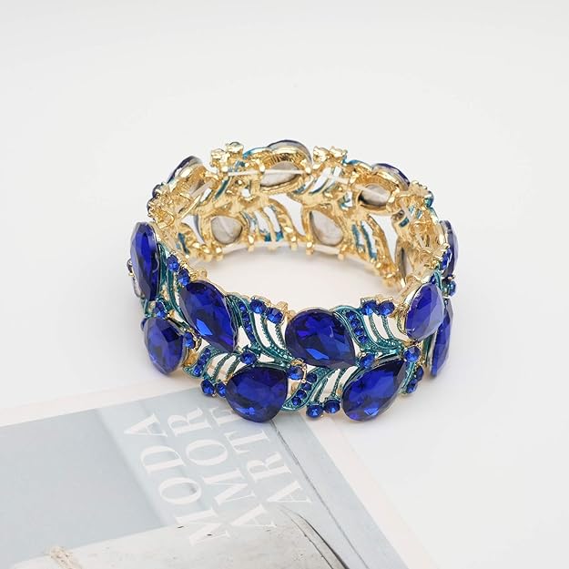 ONE: Premium Gorgeous Jewelry This Stunning bangle bracelet adorned with selected Austrian Crystal