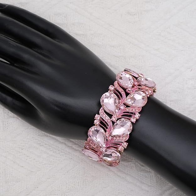 ONE: Premium Gorgeous Jewelry This Stunning bangle bracelet adorned with selected Austrian Crystal