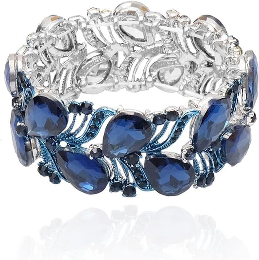 ONE: Premium Gorgeous Jewelry This Stunning bangle bracelet adorned with selected Austrian Crystal