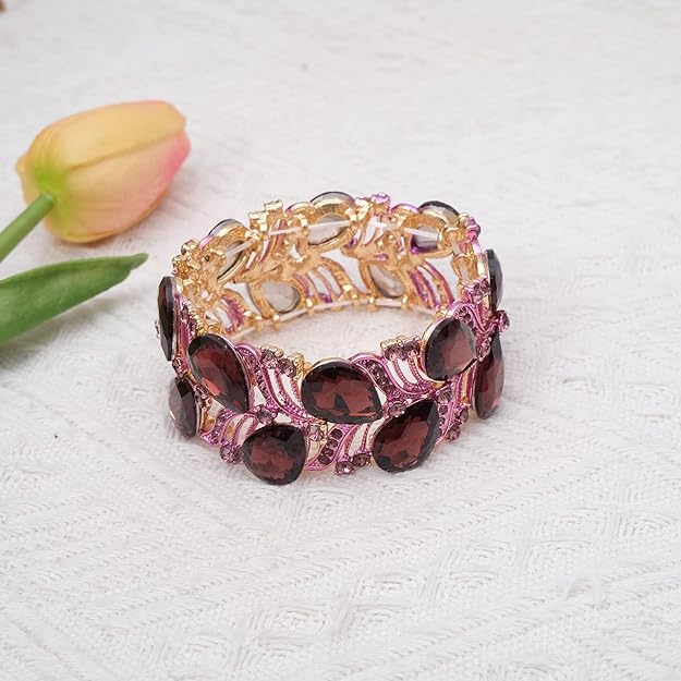 ONE: Premium Gorgeous Jewelry This Stunning bangle bracelet adorned with selected Austrian Crystal