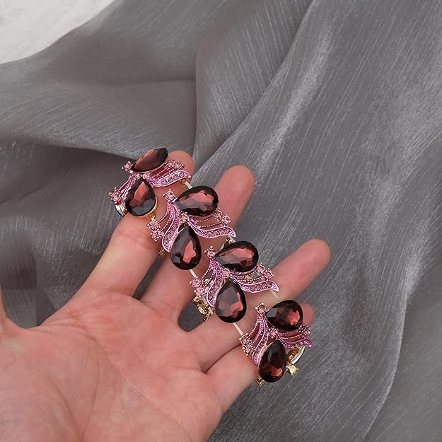 ONE: Premium Gorgeous Jewelry This Stunning bangle bracelet adorned with selected Austrian Crystal