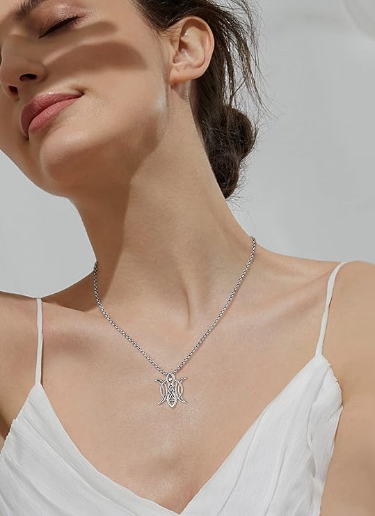 ONE :💎The Triple Moon Symbol Pendant Necklace Fine Jewelry 💎