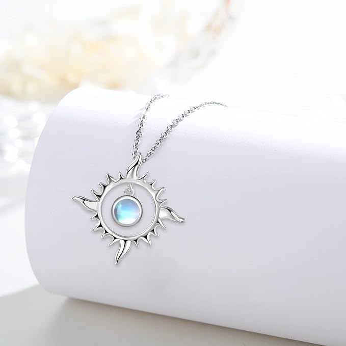 ONE :💎 SILVER Sun Pendant Necklace 💎 925 Sterling Silver MOONSTONE