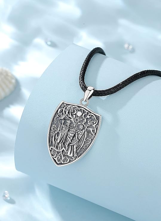 ONE :💎The Triple Moon Goddess Symbol Pendant Necklace Fine Jewelry 💎