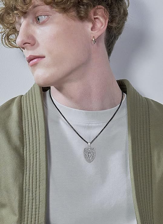 ONE :💎The Triple Moon Goddess Symbol Pendant Necklace Fine Jewelry 💎
