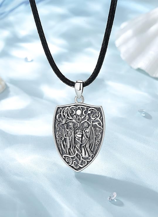 ONE :💎The Triple Moon Goddess Symbol Pendant Necklace Fine Jewelry 💎