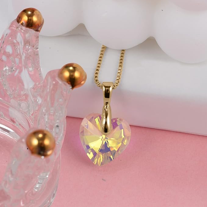 ONE :💎Elegant 1 GOLD YELLOW Heart Pendant Necklace was made of blue crystal, which sparkles all the time