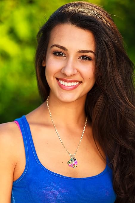 ONE :💎Elegant Silver Purple Heart Pendant Necklace was made of blue crystal, which sparkles all the time