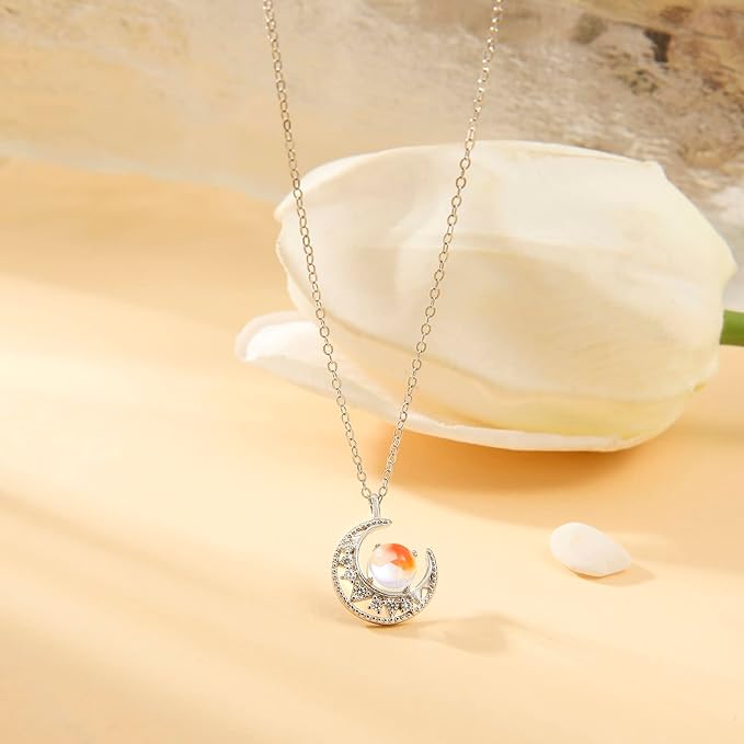 ONE :💎 Moonstone Pendant Necklace   💎Color: 925 Sterling Silver