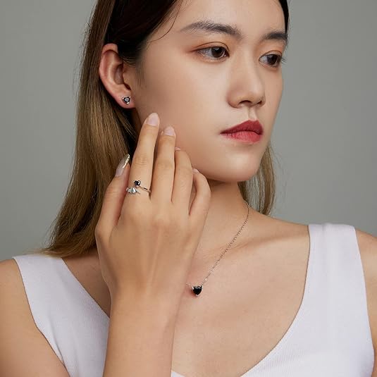 ONE: 925 Sterling Silver High Quality Ring