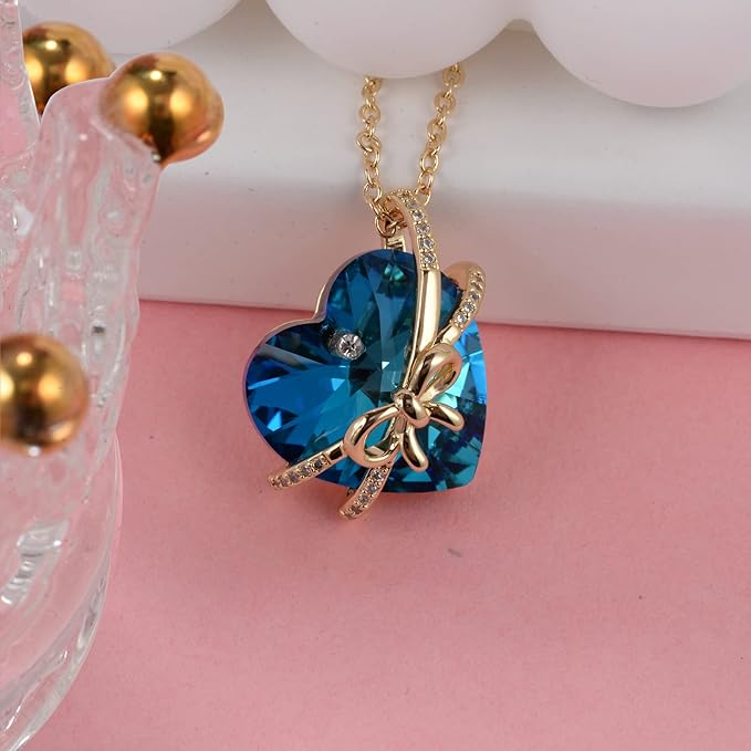 ONE :💎Elegant 2 GOLD BLUE Heart Pendant Necklace was made of blue crystal, which sparkles all the time