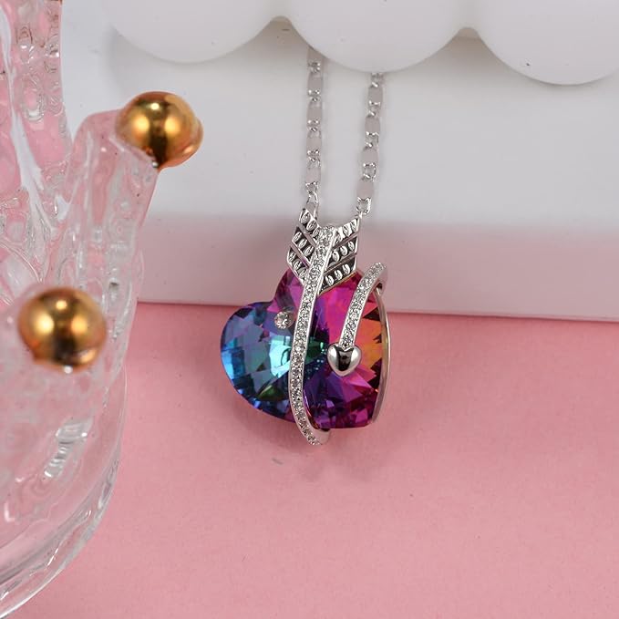 ONE :💎Elegant Silver Purple Heart Pendant Necklace was made of blue crystal, which sparkles all the time