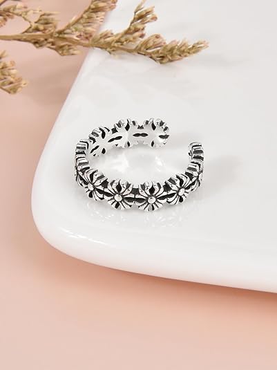 ONE: 925 Sterling Silver High Quality Ring