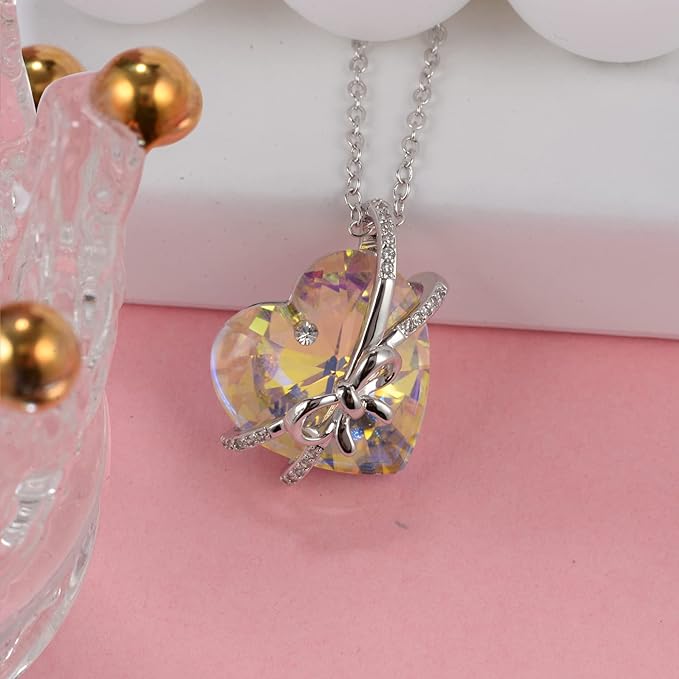 ONE :💎Elegant Silver Yellow Heart Pendant Necklace was made of blue crystal, which sparkles all the time