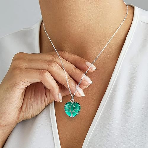 ONE: May-Synthetic Emerald Heart Crystal GREEN Necklace 925 Sterling Silver Necklace