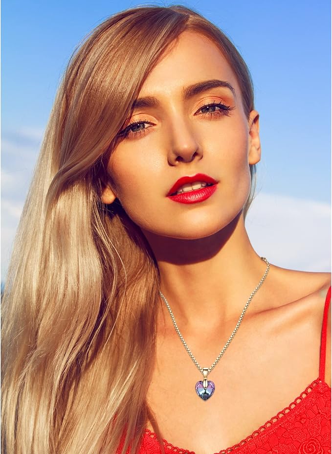 ONE :💎Elegant 1 SILVER PURPLE Heart Pendant Necklace was made of blue crystal, which sparkles all the time