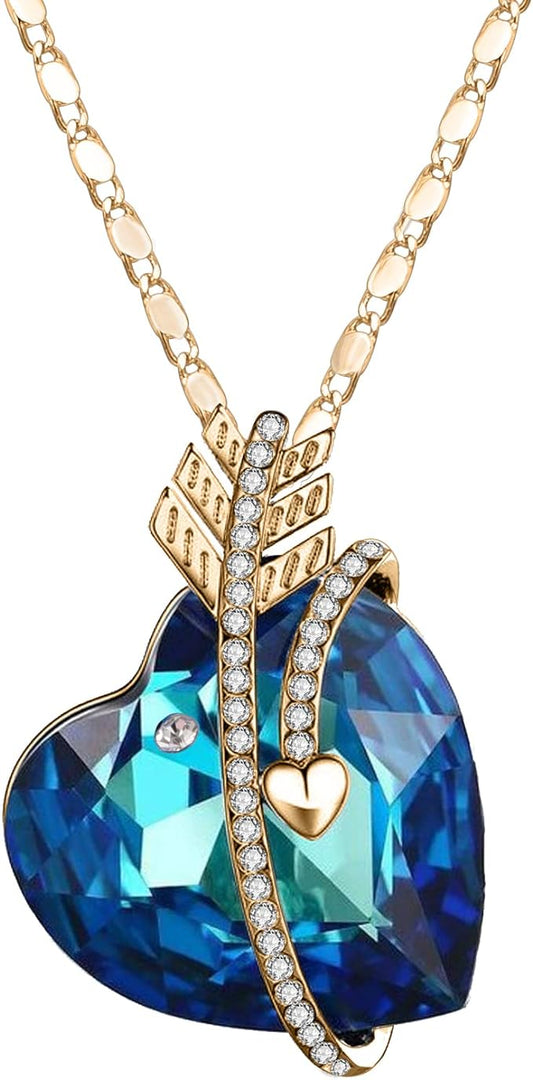 ONE :💎Elegant Gold Blue Heart Pendant Necklace was made of blue crystal, which sparkles all the time