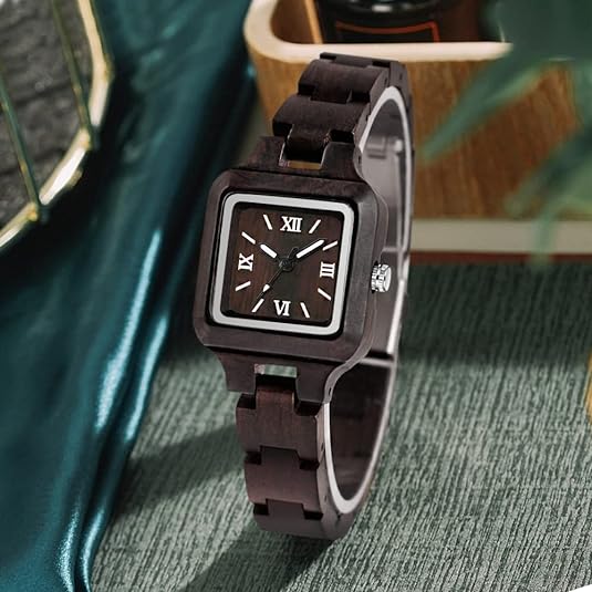 ONE: Wrist Watch Easy to Read  Style