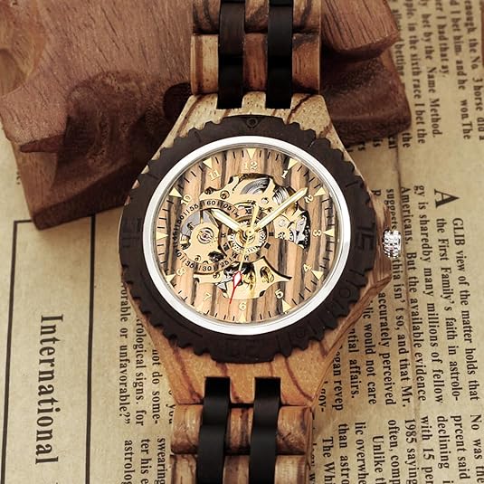 ONE: Wrist Watch Easy to Read  Style