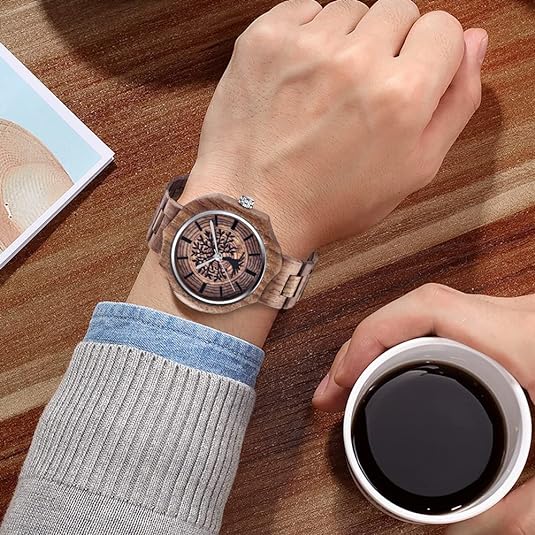 ONE: Wrist Watch Easy to Read  Style