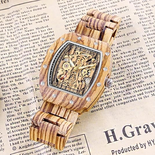 ONE: Wrist Watch Easy to Read  Style