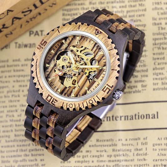ONE: Wrist Watch Easy to Read  Style