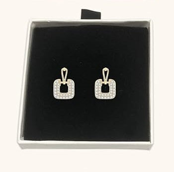 ONE PAIR: Gorgeous Square Shaped Stud Earrings MOISSANITE DIAMONDS D Color VVS1 Clarity Brilliant 1.4mm 1.6mm  0.89cttw per pair weight: about 3.5g.