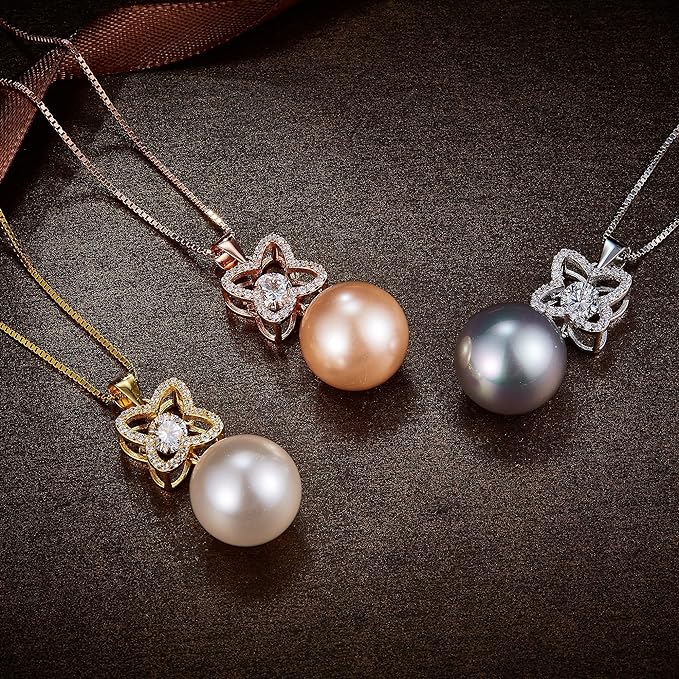 ONE :💎Pendant MOISSANITE Necklace 💎 It dances and shines, Fresh water Cultured Pearl:
