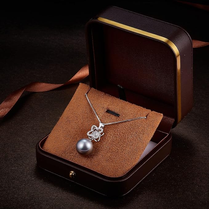 ONE :💎Pendant MOISSANITE Necklace 💎 It dances and shines, Fresh water Cultured Pearl GRAY:14 mm, MOISSANITE : 5.0 mm 0.5 carat. VVS1 Clarity, Excellent Cut. WHITE GOLD PLATED