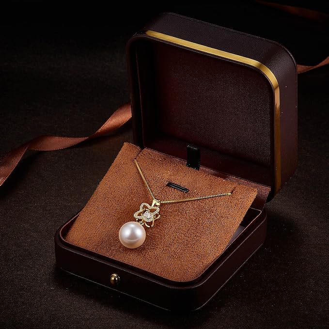 ONE :💎Pendant MOISSANITE Necklace 💎 It dances and shines, Fresh water Cultured Pearl:
