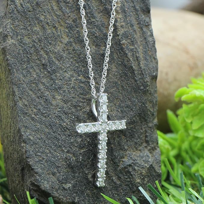 ONE :💎Pendant Cross Necklace💎MOISSANITE DIAMOND 14k WHITE GOLD PLATED OVER 925 STERLNG SILVER