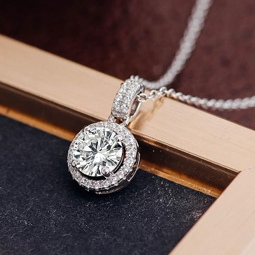 ONE : 💎Pendant Necklace 💎 MOISSANITE DIAMOND Style: ROUND (18K WHITE Gold) OVER 925 Sterling Silver Necklace) D Color VVS1 Clarity 1CT